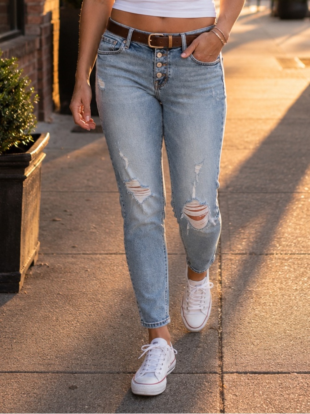 Old Navy Rockstar Super Skinny Low Rise Button Fly Distressed Jeans NWT 12